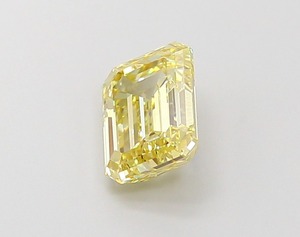 Diamant de laboratoire non monté 1,09 carat, jaune clair fantaisie, taille émeraude, CVD VVS2, finition EX, pierre synthétique de haute qualité pour bijouterie - Product Image 3