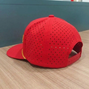 Gorras de Golf Personalizadas OEM de 5 Paneles, Perforadas con Corte Láser, Bordado 3D, Visera Precurvada, Estructuradas, ODM, MOQ Bajo, de Fábrica - Product Image 6