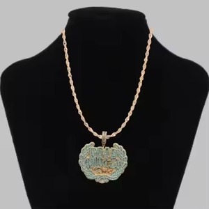 Pendentif unisexe plaqué avec accents inspirés des diamants, bijoux tendance hip-hop pour tous les jours et les soirées - Product Image 4