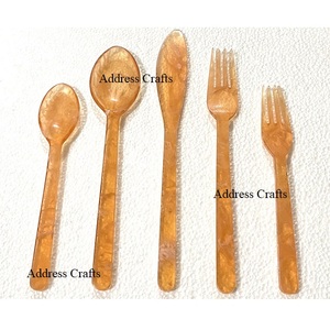 Juego de Cubiertos de Resina de Diseño, Vajilla de 5 Piezas, Cubertería de Resina Hecha a Mano, Elegante Juego de Cuchara, Tenedor y Cuchillo de Resina, Juego de Vajilla para Mesa - Product Image 6