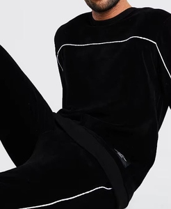 Ensemble de survêtement pour homme - Design à passepoil, idéal pour la gym en automne, ensemble de sport de haute qualité pour la course et l'entraînement - Product Image 3