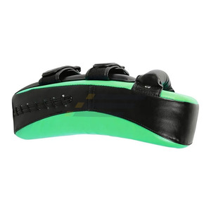 Almohadillas Tailandesas Personalizadas OEM con Acolchado Resistente, Protector para Patadas y Golpes para Entrenamiento de Muay Thai, Boxeo, Artes Marciales Mixtas (MMA) - Product Image 5