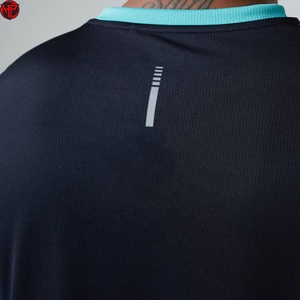 Conjunto de Camiseta y Pantalones Cortos Deportivos Personalizados con Logotipo OEM, Ropa Deportiva Informal de Poliéster y Elastano - Product Image 4