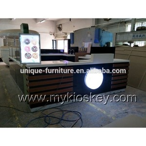 Il chiosco gonfiabile su misura unico dell'esposizione della ciambella di vendita al dettaglio progetta la decorazione moderna del contatore della crepe della cabina delle ciambelle da vendere - Product Image 5