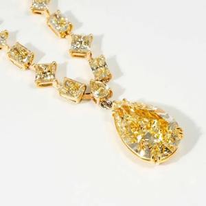 Impresionante Collar con Diamantes Amarillos de Laboratorio en Oro Amarillo de 14K, Multiforma, 35.00ct, Certificado IGI, Forma de Pera, de Lujo - Product Image 6