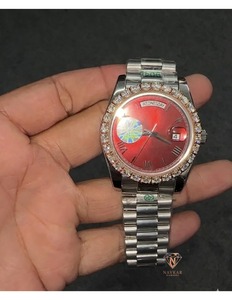Montre de luxe pour homme, style hip-hop, sertie de diamants moissanite, accessoire streetwear, disponible à la vente - Product Image 4