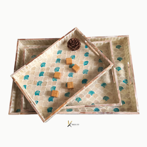 Plateau de service artisanal en MDF avec poignée en nacre, finition polie, élégant, compatible lave-vaisselle, pour une présentation alimentaire luxueuse - Product Image 1