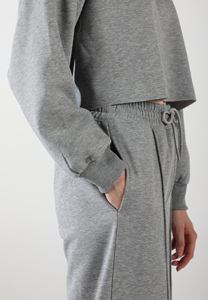 Sudadera Gris de Cuello Redondo para Mujer, Manga Larga, Casual, Color Sólido, Corta, Tipo Hoodie - Product Image 5