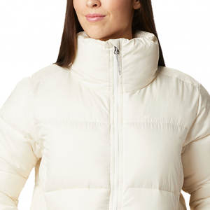 Precios de Fábrica OEM, Chaqueta de Plumón Personalizada para Mujer, Chaqueta de Invierno Transpirable con Capucha Desmontable, Hecha en Pakistán - Product Image 3