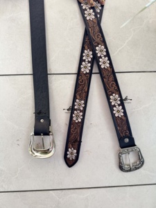 เข็มขัดหนังสไตล์ตะวันตกสไตล์โบฮีเมียนพิมพ์ลายดอกไม้สไตล์วินเทจ - Product Image 4