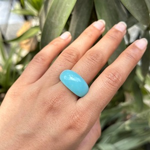 Anillo de resina de forma redonda hecho a mano, ligero, para mujeres, niñas, anillo unisex para cualquier ocasión - Product Image 2