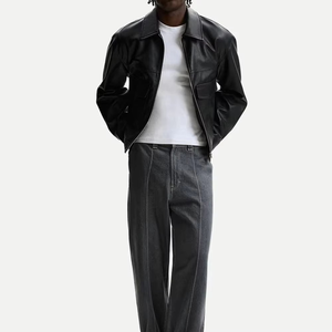 แจ็คเก็ตบอมเบอร์หนัง PU ทรงบ็อกซี่ สไตล์ลำลอง สำหรับผู้ชาย ผลิตตามสั่ง (OEM)  ใส่สบาย ทันสมัย เป็นมิตรกับสิ่งแวดล้อม ระบายอากาศได้ดี เหมาะสำหรับฤดูหนาว คุณภาพสูง กันลม - Product Image 4