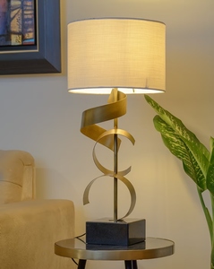 Lampe de table moderne de luxe en or, sculpture abstraite, base en marbre noir, abat-jour en tissu, style Art Déco, lampe de chevet, lampe de salon, lampe de bureau - Product Image 3