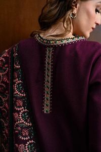 Collection d'été de vêtements indiens et pakistanais de luxe : Salwar Kameez brodé 3 pièces pour femme, prêt-à-porter disponible - Product Image 3