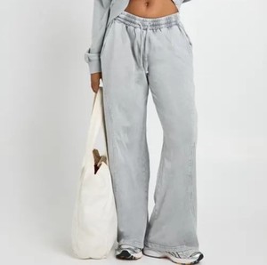 Ensemble de survêtement zippé pour femme : veste à col et pantalon assorti – Tenue de sport décontractée – Fournisseur en gros de survêtements sous marque privée - Product Image 6