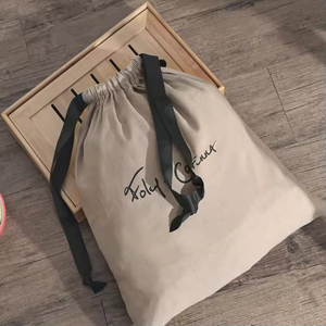 Sac en tissu de lin avec cordon de serrage, imprimé sur mesure avec logo de luxe, grand format, en coton de chanvre, avec ruban - Product Image 6