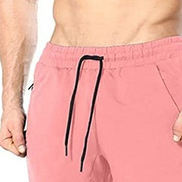 Shorts en tricot de couleur unie rose pour hommes avec poches et cordon de serrage à la taille, vêtements décontractés - Product Image 3
