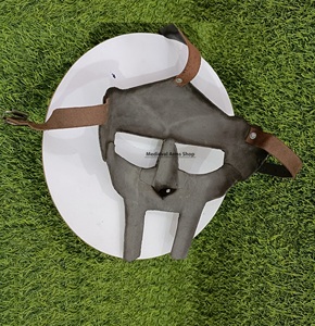 Masque facial de chevalier gladiateur médiéval fait main en acier doux noir pour adulte, idéal pour la fête des mères et le Nouvel An - Product Image 2