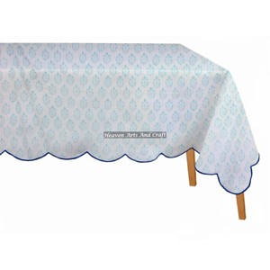 Mantel Rectangular Festoneado Navideño, Mantel Festoneado con Estampado Indio, Mantel Festoneado Floral Hecho a Mano de Algodón - Product Image 1