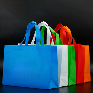 ถุงช้อปปิ้งแบบใช้ซ้ำได้ พิมพ์โลโก้ได้ตามต้องการ ถุงหิ้วพับได้ขนาดใหญ่ สำหรับส่งเสริมการขาย ถุงผ้ารักษ์โลกแบบไม่ถักทอ พร้อมหูหิ้วยาว - Product Image 3