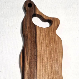 Planche à découper en noyer grande taille 17 pouces, faite à la main, en bois massif à grain naturel, pour la cuisine, idéale pour les cadeaux de luxe et la vente en gros - Product Image 1