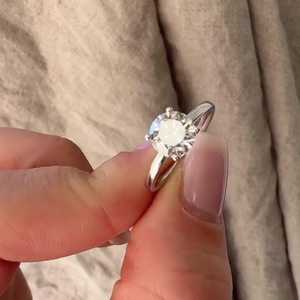 แหวนเพชรทรงกลม 1 กะรัต เพาะเลี้ยงในห้องปฏิบัติการ แหวนหมั้นทองคำแท้ 10K 14K 18K ผู้ผลิตแหวนเพชรเม็ดเดี่ยวสำหรับขอแต่งงาน ขายส่งเครื่องประดับ - Product Image 5