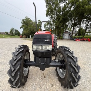 Tracteur utilitaire Farmall 75 d'occasion avec un puissant moteur diesel, capacité 4x4 et performances agricoles - Product Image 4
