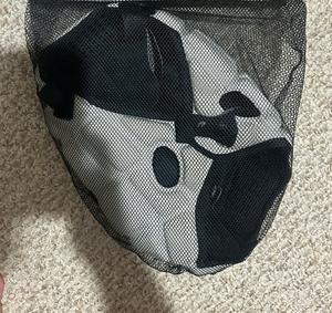 Casque de protection souple respirant pour jeunes, idéal pour les sports nautiques, le flag football et le football américain - Product Image 4