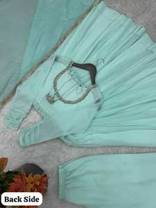 Lanzamiento del Nuevo Anarkali de Diseñador en Color Cian Pálido, en Georgette con Encaje de Espejo Real y Dupatta - Product Image 6