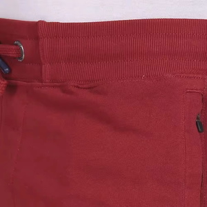 กางเกงขาสั้นสีแดงเลือดหมูสำหรับผู้ชาย ผ้าฝ้ายเทอร์รี่เนื้อนุ่ม สวมใส่สบาย รับผลิตตามแบบ พร้อมบริการติดแบรนด์ สำหรับผู้ชาย จำหน่ายส่ง - Product Image 6