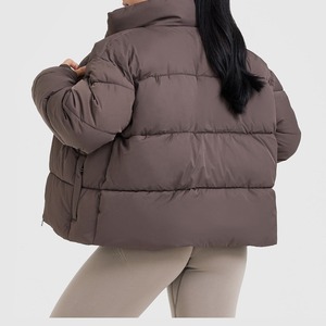 Veste matelassée unisexe de qualité supérieure, à capuche, zippée, oversize, chaude pour l'hiver, personnalisable, imperméable, avec logo sur le devant - Product Image 4