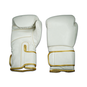 Gants de boxe professionnels en cuir PU avec sangle de poignet réglable et design respirant pour chaque coup de poing - Product Image 3