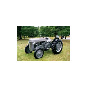 Nuevos Modelos de Tractores Massey Ferguson MF 135/290/390/165/175/185/188/275/385/455 4x4WD Mini Tractor Agrícola - Product Image 3