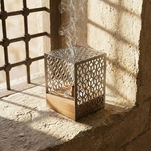 Cubic Metal Incense Burner Holder with <b>Lattice</b> Cutout Design and <b>Wooden</b> Base for Aromatherapy Cone - Product Image 6