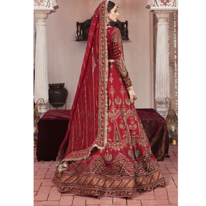 Robes de marié<span class=keywords><strong>e</strong></span> minimalistes avec une texture satiné<span class=keywords><strong>e</strong></span> lisse, des lignes épurées et des silhouettes contemporaines pour une mode de mariage sophistiqué<span class=keywords><strong>e</strong></span> - Product Image 2