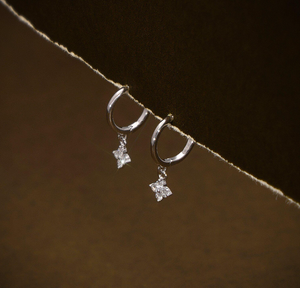 Designer Vintage IGI Certified <b>Silver</b> Plated Lab Grown Diamond Earrings Brilliant Cut F Color for <b>Wedding</b> Party Gift - Product Image 1
