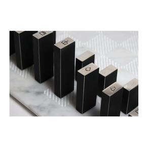 Piezas de ajedrez metálicas en contenedor de tubo metálico, juego de piezas de ajedrez premium para decoración del hogar u oficina, ideal para regalo. - Product Image 3