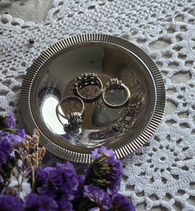 Plateau de service en aluminium argenté fait main, design coréen, organiseur de cosmétiques, plateau de rangement pour bijoux, décoratif doré - Product Image 4