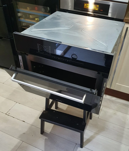 H5040BM Horno Microondas Combi Integrado con Grill, Color Negro - Product Image 3