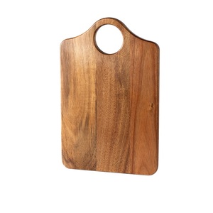 Planche à découper carrée avec poignée ergonomique, surface épaisse et lisse, idéale pour couper, servir et l'usage quotidien en cuisine - Product Image 6