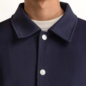 Veste universitaire streetwear sur mesure OEM à double boutonnage avec broderie chenille et manches matelassées en cuir de vachette, grandes tailles - Product Image 6