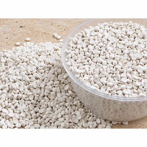 Nouvel arrivage : Masterbatch de carbonate de calcium à granulométrie fine de qualité supérieure pour films soufflés et films extrudés, sous forme de granulés - Product Image 1