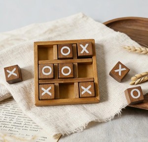 Jeu de société éducatif compact en bois X O Challenge pour enfants et adultes, idéal pour les loisirs en plein air - Product Image 4