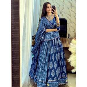 Bel ensemble Lehenga Choli et Dupatta imprimé pour femme avec miroir véritable - Product Image 5