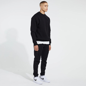 Sweat-shirt en molleton de coton 300 GSM, coupe classique, couleur unie personnalisée, avec logo personnalisé pour hommes, service OEM. - Product Image 3