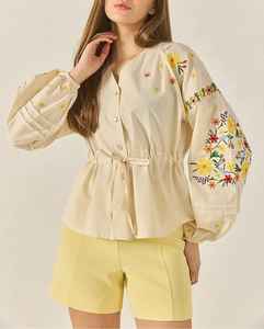 Blusa Vintage para Mujer, Sin Tejido, Bordada con Flores, Manga Larga, Botones al Frente, Cintura con Cordón Ajustable, Top ODM - Product Image 4