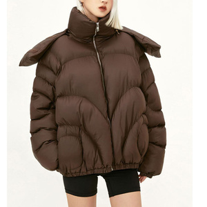 Chaqueta Acolchada Transpirable y Ecológica para Mujer, Invierno, Colores y Diseños Personalizables, Corta, Estilo Puffy, Cortavientos, Secado Rápido - Product Image 1