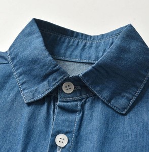 เสื้อเชิ้ตเดนิมแขนยาวสำหรับเด็กผู้ชาย ปกคอปกติดกระดุม สีพื้น ผ้าฝ้าย เสื้อเด็ก - Product Image 2