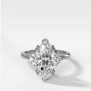 Bague de fiançailles personnalisée 2 carats en diamant de laboratoire taille marquise, or massif 14K 18K, style vintage, grappe double griffe, accent de mariage, vente en gros - Product Image 5