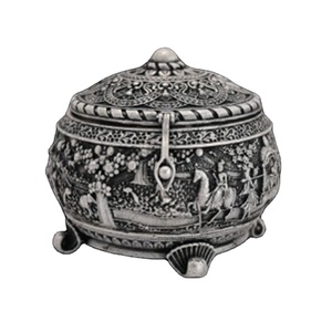 Fabriqué en Inde, articles en argent sterling 925 de qualité supérieure, finition oxydée artisanale, chariot Dabbi pour la décoration de la maison - Product Image 1